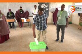 UDA-candidate-Mohamed-Dekow-his-UDM-competitor-Nassir-Dolal-commend-voting-process-in-Garissa-Town